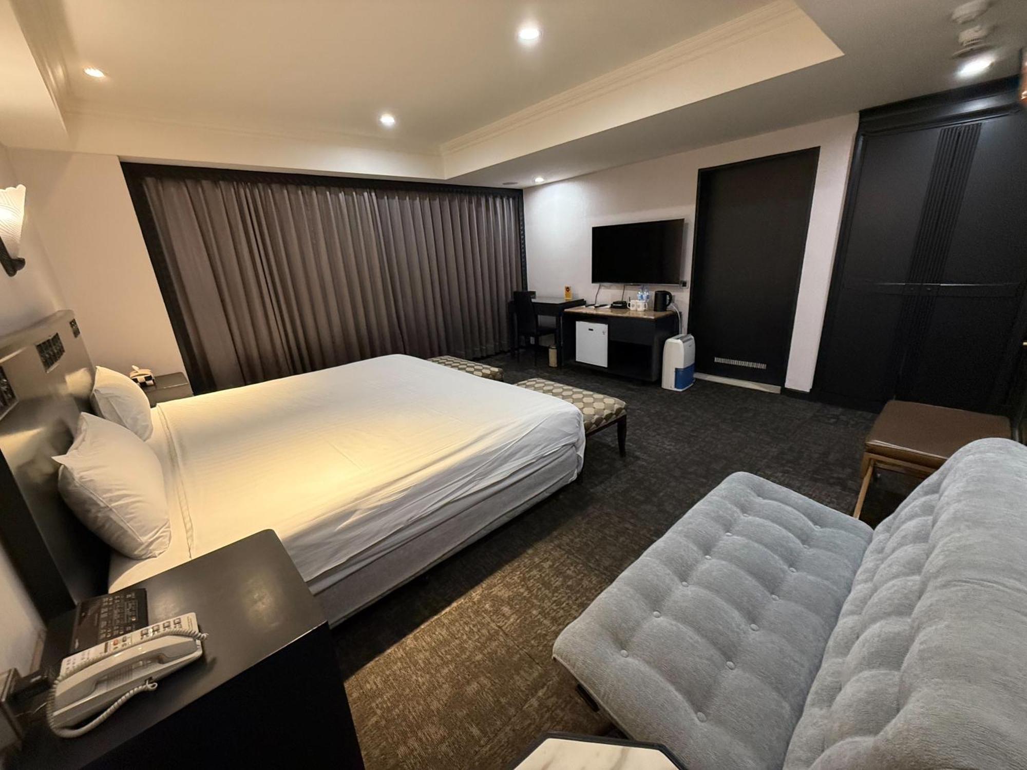 Wowhappy Daan Hotel Taipei Exterior photo